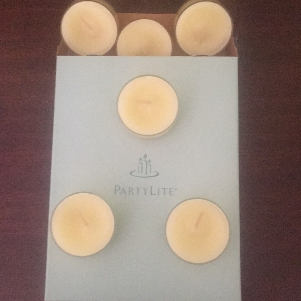 Partylite full dozen tealights!